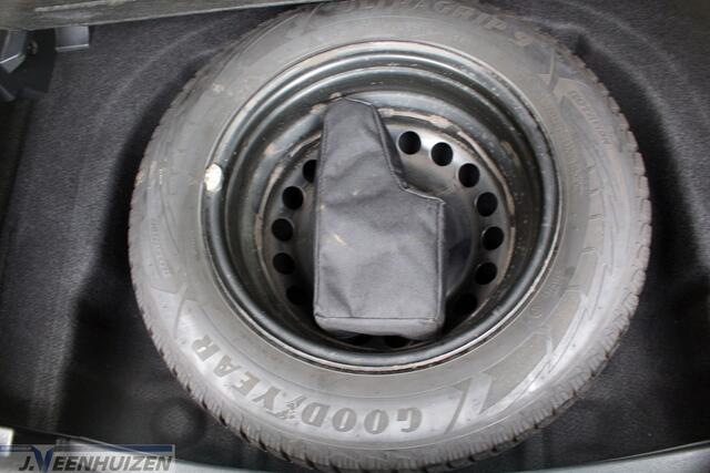 Volkswagen GOLF 1.0 TSI Edition | 2016 | Cruise | Navi |