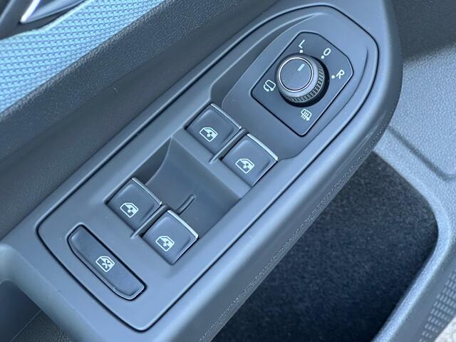 Volkswagen GOLF Variant 1.5 TSI 150pk Goal | Trekhaak | Camera | Dode hoek | Rijklaar incl. garantie