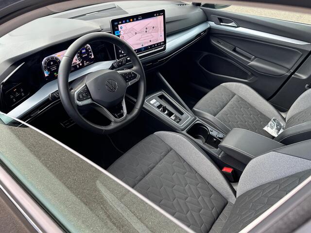 Volkswagen GOLF Variant 1.5 eTSI 150pk DSG Goal | Facelift | Trekhaak | 360 Camera | Dode hoek | Dode hoek | Rijklaar incl. garantie