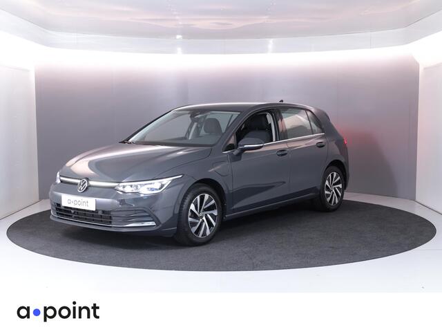 Volkswagen GOLF 1.4 eHybrid Style 204 PK DSG PHEV | Navigatie | Stoel en Stuurverwarming | Massage stoelen |