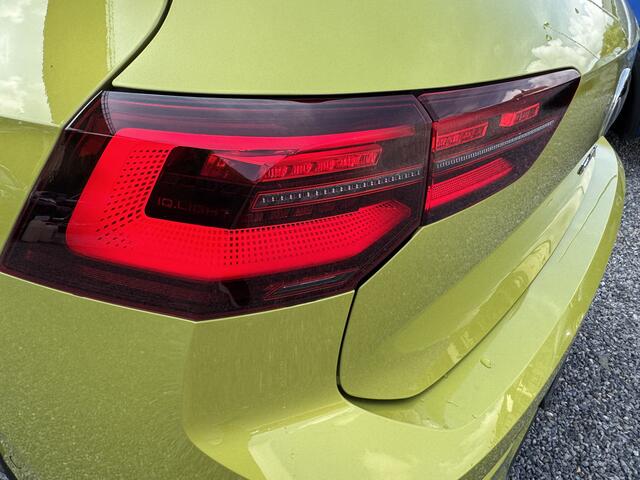 Volkswagen GOLF 2.0TSI 300pk GTI Clubsport Pano IQ-Light H&K Keyless Camera Stoel+Stuur Verw. VOL!!