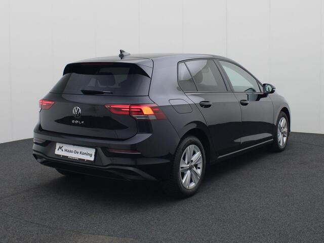 Volkswagen GOLF 1.0TSI/110PK Life · Apple/Android Car Play · Navigatie · Parkeer sensoren · Garantie t/m 04-07-2027 of 100.000km