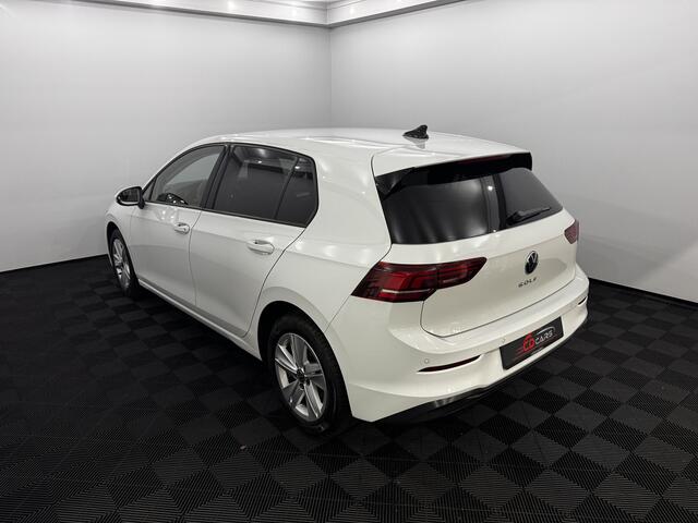 Volkswagen GOLF 1.5 TSI Life Business Clima, Apple carplay, Parkeersensoren, Stoelverwarming, Sfeerverlichting, Led, Keyless start, 2 jaar garantie