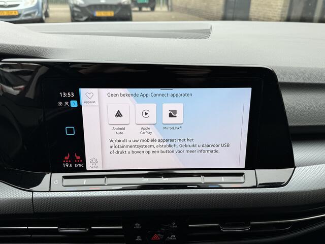 Volkswagen GOLF 1.5 eTSI R-Line Climate Control Navi Carplay