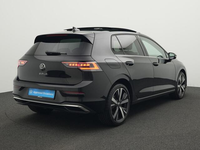 Volkswagen GOLF 1.5 TSI 150 pk Style | Panoramadak | IQ Light | Harman Kardon sound | Rondomzicht camera | Stoelverwarming | 18 inch