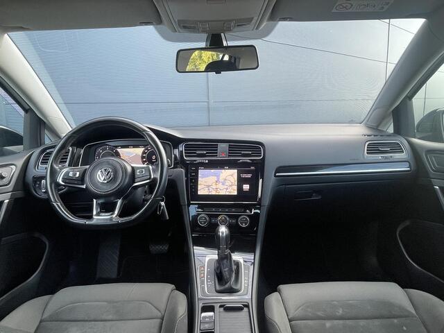 Volkswagen GOLF 1.6 TDI Highline Business R | Automaat | Uitstraling