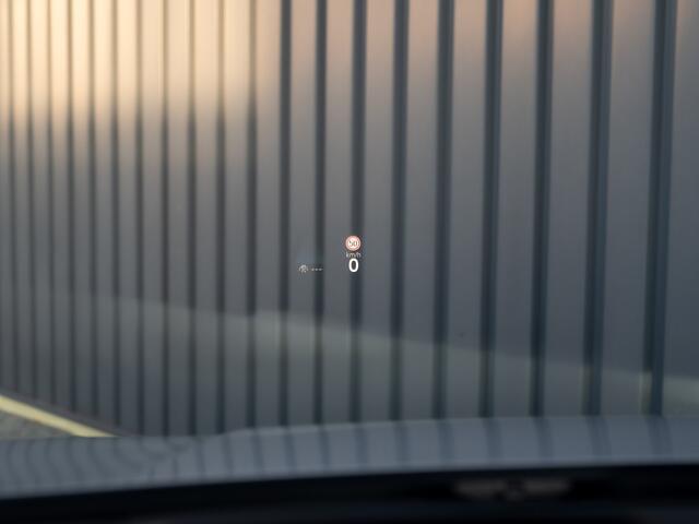 Volkswagen GOLF Variant 1.5 eTSI R-Line Edition | Pano | Trekhaak wegkl. | IQ Light | Head Up | Elk. A-klep | Prijs Rijklaar!!