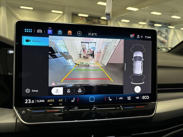 Volkswagen GOLF 1.5 272pk DSG eHybrid GTE · Apple/Android Car Play · Camera · Navigatie · Stoelverwarming · Dodehoek Detectie · Trekhaak · 18'' Inch · Garantie t/m 06-02-2030 of 100.000km