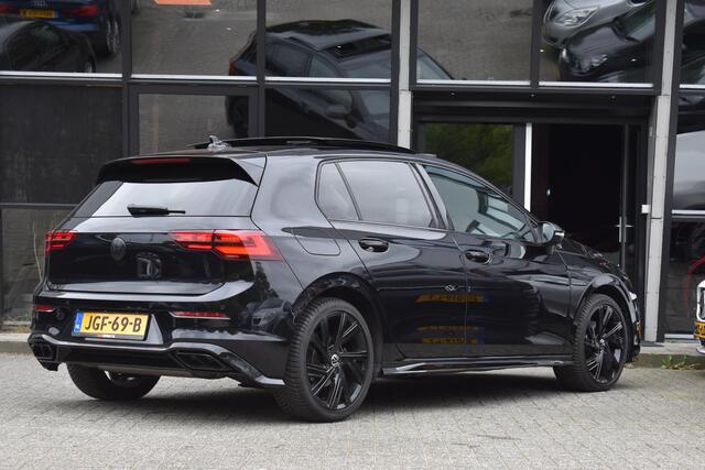 Volkswagen GOLF 1.5 eTSI R-Line Business+ Pano Lane ACC Stuurvw Sfeer