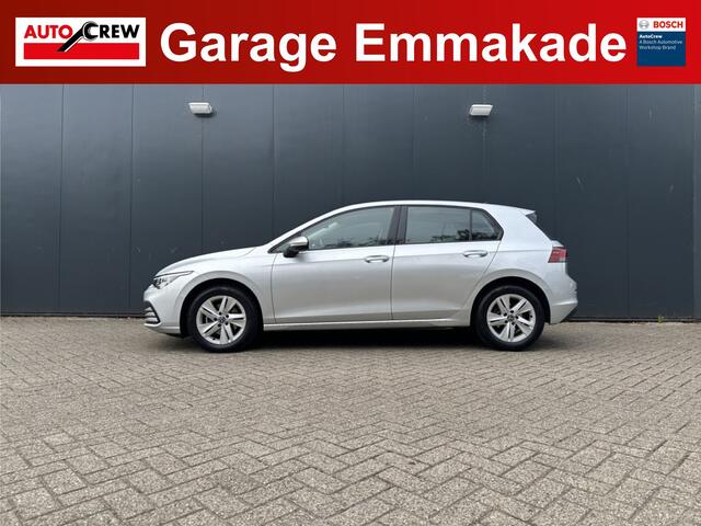 Volkswagen GOLF 1.0 eTSI Life Business