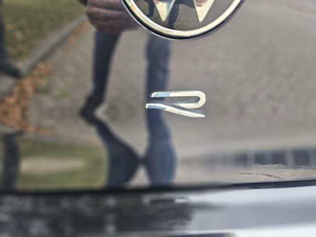 Volkswagen GOLF 2.0 TSI R 4Motion