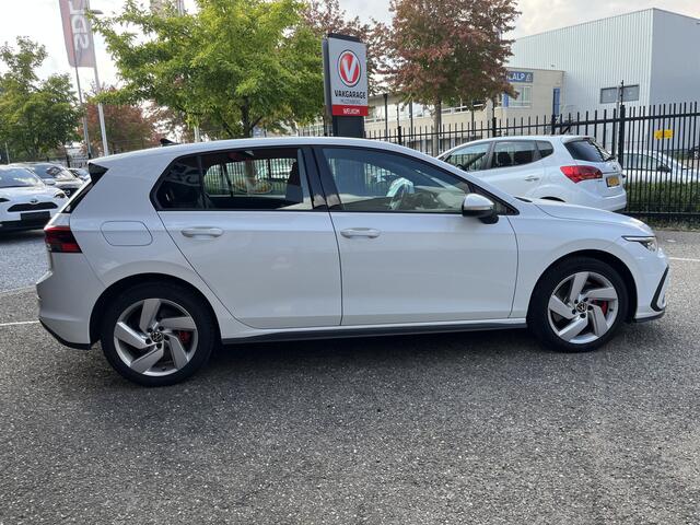 Volkswagen GOLF 1.4 eHybrid GTE // VIRTUAL COCKPIT // NAVI+CARPLAY // PDC V+A // FULL LED // CLIMA //