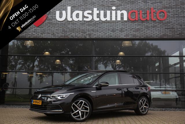Volkswagen GOLF 1.5 TSI Style , Panoramadak, Trekhaak, Carplay,