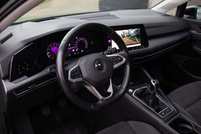 Volkswagen GOLF 1.5 TSI Style , Panoramadak, Trekhaak, Carplay,