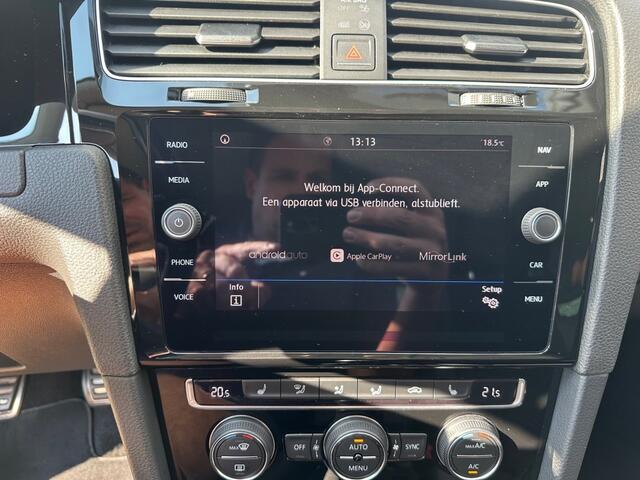 Volkswagen GOLF 1.0 TSI, Apple Carplay, 17 Inch, Perfect Onderhouden