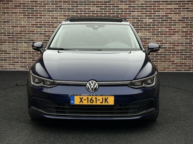 Volkswagen GOLF 1.5 eTSI R-Line Panorama IQ Elek Stoel Dealer ondrh