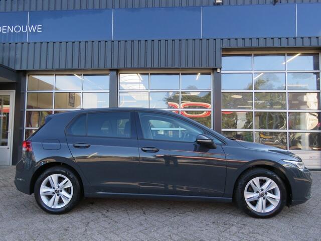 Volkswagen GOLF VIII 1.5 eTSI 150pk DSG-aut. / BOVAG garantie
