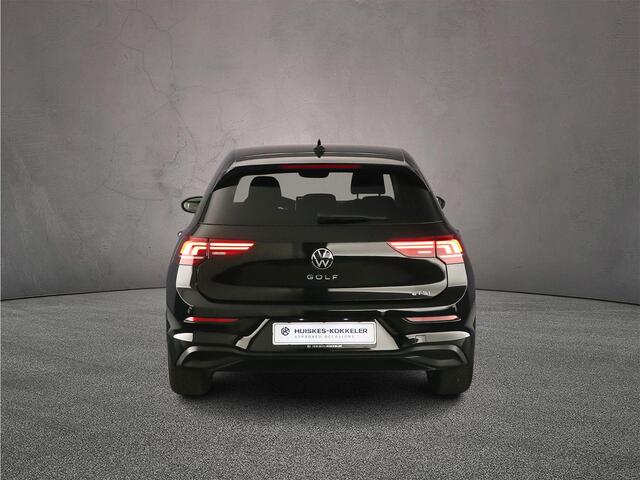 Volkswagen GOLF Life Edition 1.5 eTSI 115pk DSG Automaat Adaptive cruise control, Stoelverwarming, LED koplampen, Parkeersensoren, App connect, Stuurwiel verwarmd