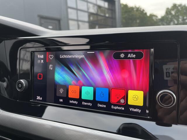 Volkswagen GOLF 1.0 TSI Life VIRTUAL COCKPIT 1e EIGENAAR SFEER VERLICHTING ADAP CRUISE ECC