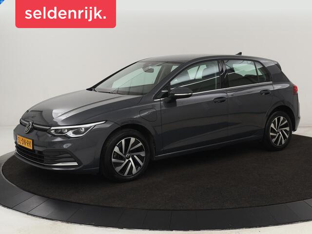 Volkswagen GOLF 1.4 eHybrid Style | Massage | Carplay | Memory | Navigatie | Adaptive cruise | Parkeerhulp | Sfeerverlichting | Full LED | PHEV | Plug In