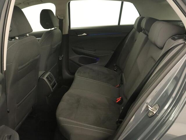 Volkswagen GOLF 1.4 eHybrid Style | Massage | Carplay | Memory | Navigatie | Adaptive cruise | Parkeerhulp | Sfeerverlichting | Full LED | PHEV | Plug In