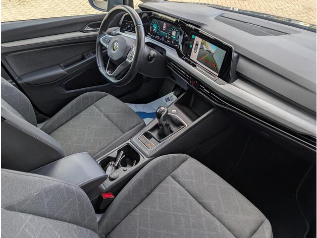 Volkswagen GOLF Variant Life 1.0 TSI 110pk NAVI | CAMERA | PARKEERSENSOREN V+A | ADAPTIEVE CRUISE CONTROL | APPLE CARPLAY/ANDROID AUTO
