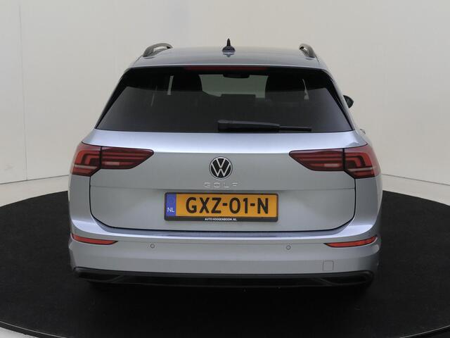 Volkswagen GOLF Variant 1.5 TSI Life Business