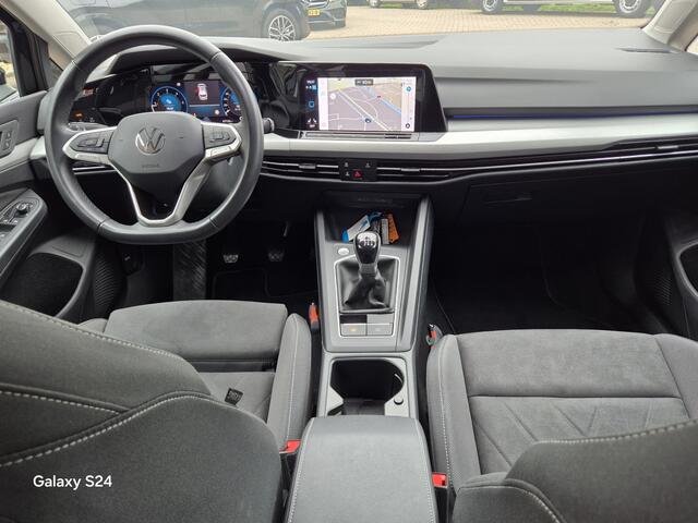Volkswagen GOLF Variant 2.0 TDI Life Business Trekhaak, Apple-Carplay, El.verst.stoel.
