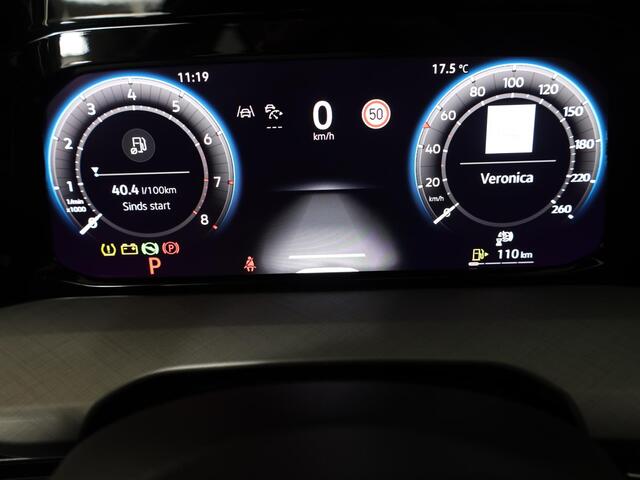 Volkswagen GOLF 1.5 eTSI Life Edition 150 PK DSG | Verlengde garantie | Panorama dak | Velours bekleding | Head up Display | Stoel- en stuurverwarming |