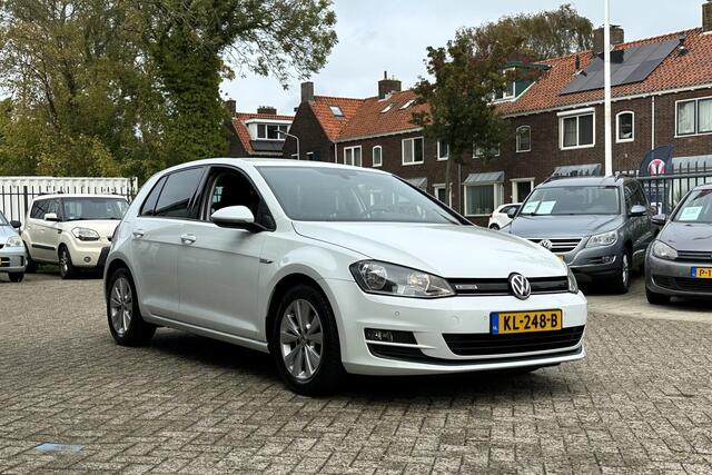 Volkswagen GOLF 1.0 TSI Connected Series