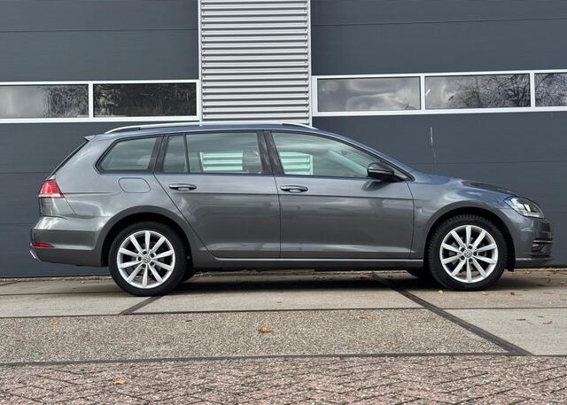 Volkswagen GOLF Variant 1.0 TSI Comfortline Business