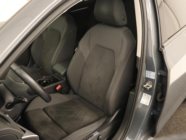 Volkswagen GOLF 1.5 TSI Life Business | Adaptive Cruise | Stoelverwarming | Camera | Memory | Carplay | Navigatie | Sfeerverlichting