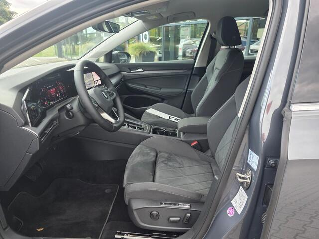 Volkswagen GOLF 1.4 eHybrid Style *Trekhaak & ACC*