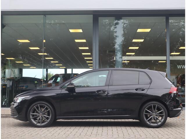 Volkswagen GOLF 1.5 TSI Life Business / LED