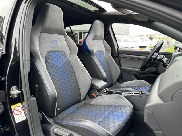 Volkswagen GOLF 2.0 TSI R 4Motion |PANO|AKRAPOVIC|HARMAN KARDON|CAMERA|IQ