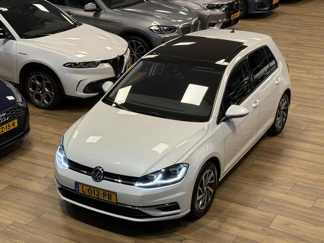 Volkswagen GOLF 1.5 TSI Highline Business AIR DYNAUDIO |NAVI|CARPLAY|PANORAMADAK