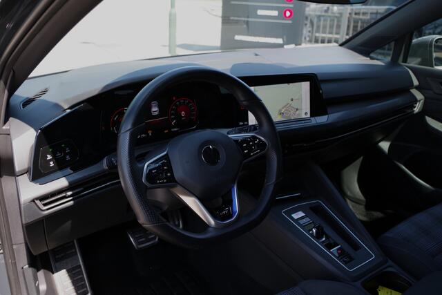Volkswagen GOLF 1.4 eHybrid GTE 245 PK PHEV, LED, Carplay, Sfeerverlichting, Adap. Cruise Control