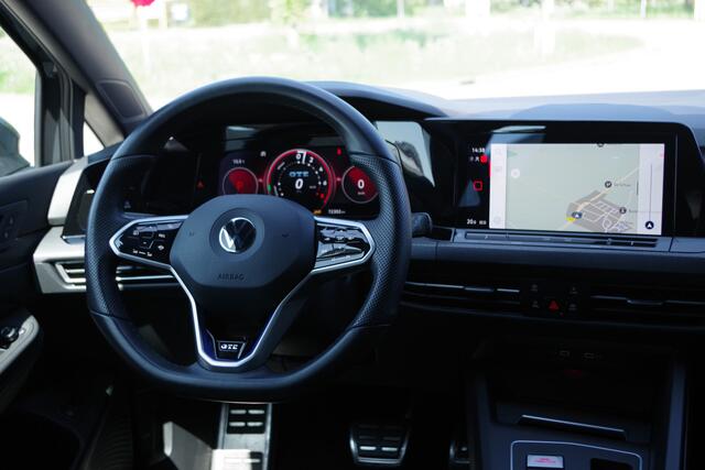 Volkswagen GOLF 1.4 eHybrid GTE 245 PK PHEV, LED, Carplay, Sfeerverlichting, Adap. Cruise Control