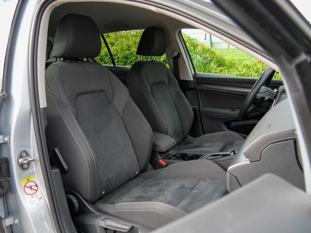 Volkswagen GOLF 1.4 eHybrid Style | CAMERA | CARPLAY | CRUISE CONTROL |