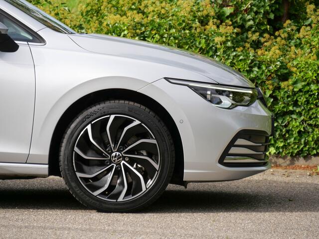 Volkswagen GOLF 1.4 eHybrid Style | CAMERA | CARPLAY | CRUISE CONTROL |