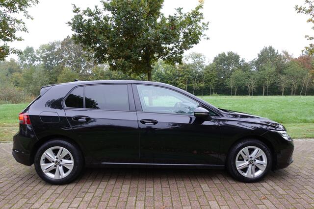 Volkswagen GOLF 1.5 TSI Life Business | Camera | CarPlay | LED | Adaptive Cruise Control | Stuurwielverw. | Stoelverw. |