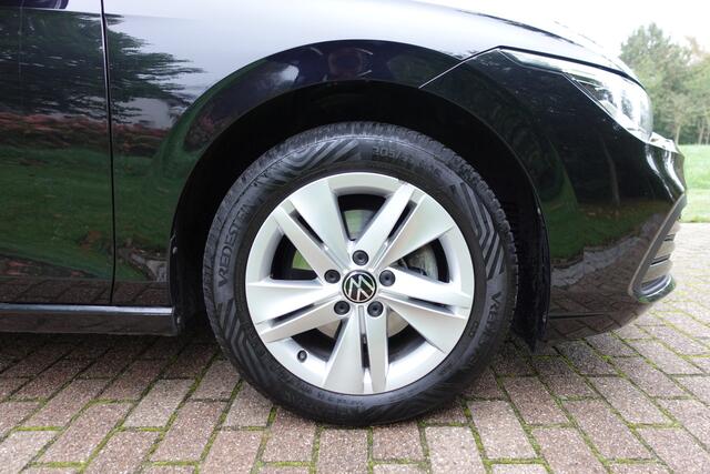 Volkswagen GOLF 1.5 TSI Life Business | Camera | CarPlay | LED | Adaptive Cruise Control | Stuurwielverw. | Stoelverw. |