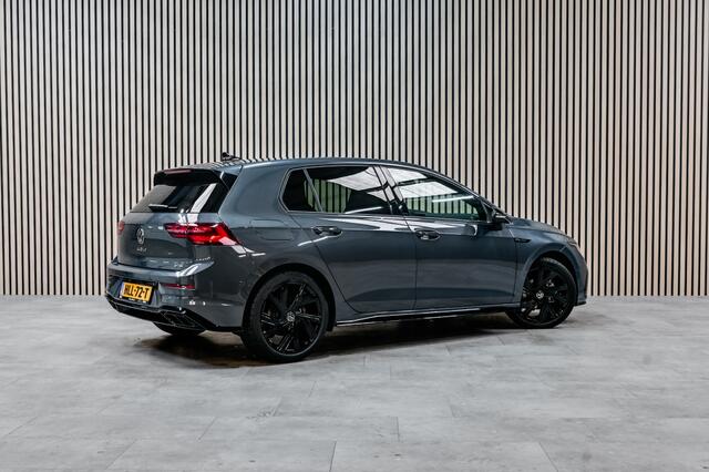 Volkswagen GOLF 1.5 eTSI R-Line | PANO | STOELVERWARMING