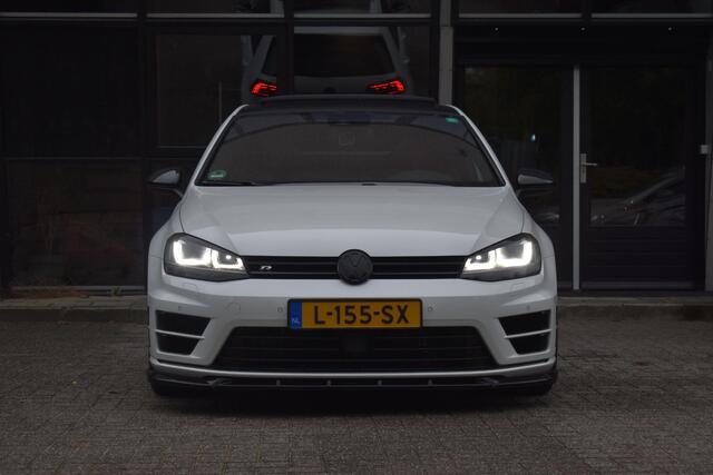 Volkswagen GOLF 2.0 TSI R 4Motion Pano Lane Dyn Leder Camera