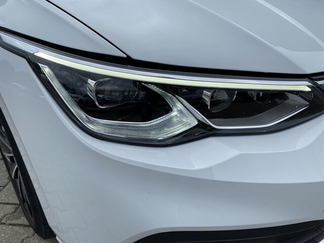 Volkswagen GOLF 1.4 eHybrid Style Adaptive Cruise Control , App connect