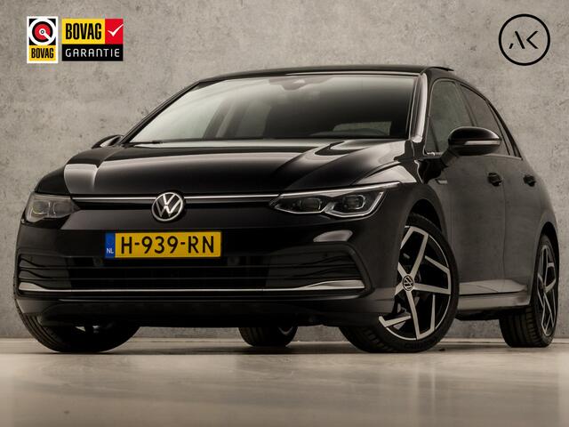 Volkswagen GOLF 1.5 TSI Sport (SCHUIFDAK, 4 CILINDER, MEMORY SEATS, HEAD-UP DISPLAY, STUUR/STOELVERWARMING, DYNAMISCHE KNIPPERLICHTEN, SPORTSTOELEN, CAMERA, GETINT GLAS, ALCANTARA, NIEUWE APK, NIEUWSTAAT)