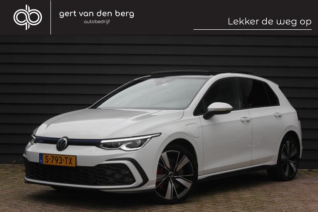 Volkswagen GOLF 1.4 eHybrid GTE - CARPLAY - PANODAK - 18 INCH - FULL LED - VIRT. COCKPIT -