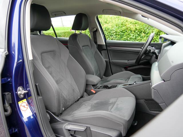 Volkswagen GOLF 1.4 eHybrid Style | CAMERA | CARPLAY | CRUISE CONTROL |