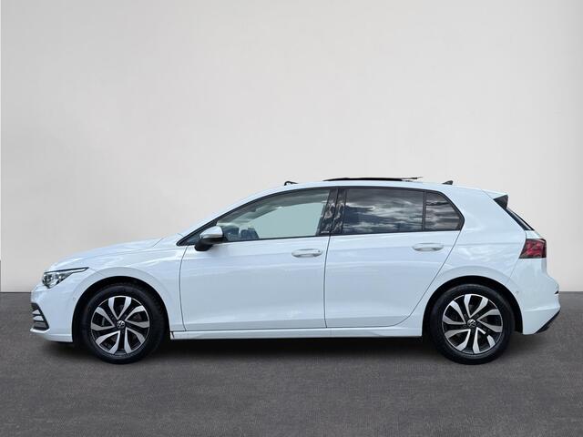 Volkswagen GOLF 2.0 TDI Active Automaat | Trekhaak elektrisch | Pano | IQ Light | Digitaal Dashboard | HUD | Clima | 16"LMV | Camera ( Vestiging - Nieuwegein )