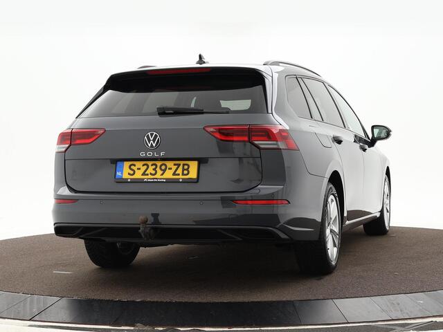 Volkswagen GOLF Variant 1.0 TSI 110pk Life · Camera · Elek. Trekhaak · Apple/Android Car Play · Navigatie · P-sensoren · 16'' Inch · Garantie t/m 08-05-2027 of 100.000km